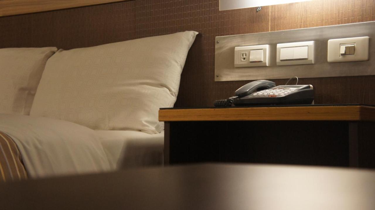 Changke Hotel Kaohsiung Extérieur photo